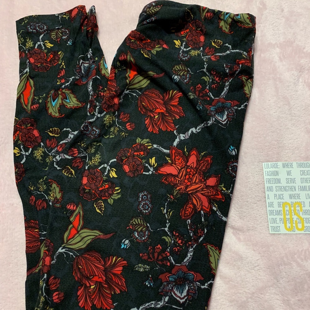 Lularoe OS paisley floral leggings NWT